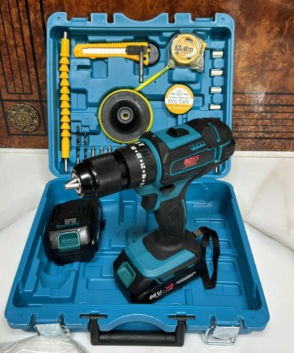 Boss Cordless Power Drill 36V W / Batteries and Charger