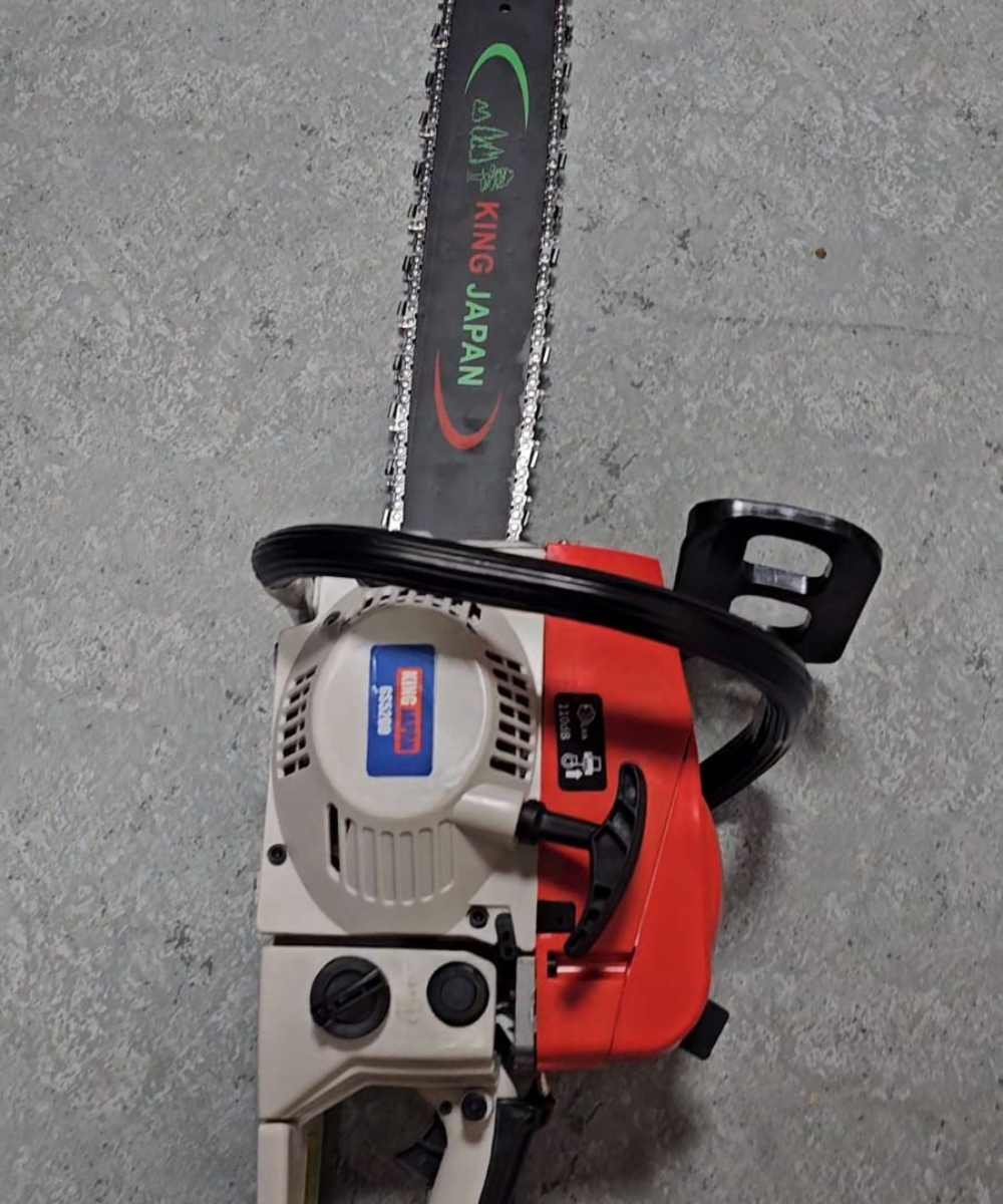 King Japan Petrol Chainsaw Machine 2000 Watts with 20 Inches Blade.